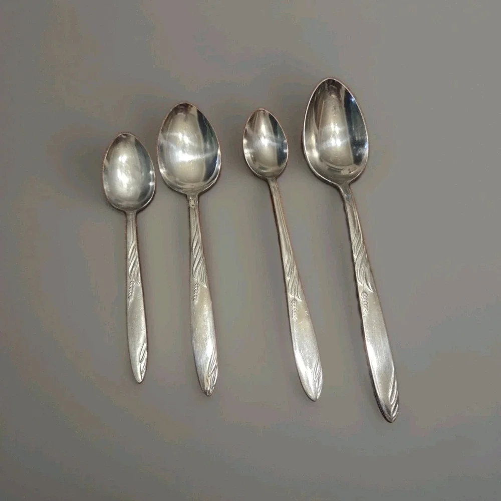 Vintage Eventide Japan Stainless Steel Wheat Pattern Flatware Set 78 Pieces Case